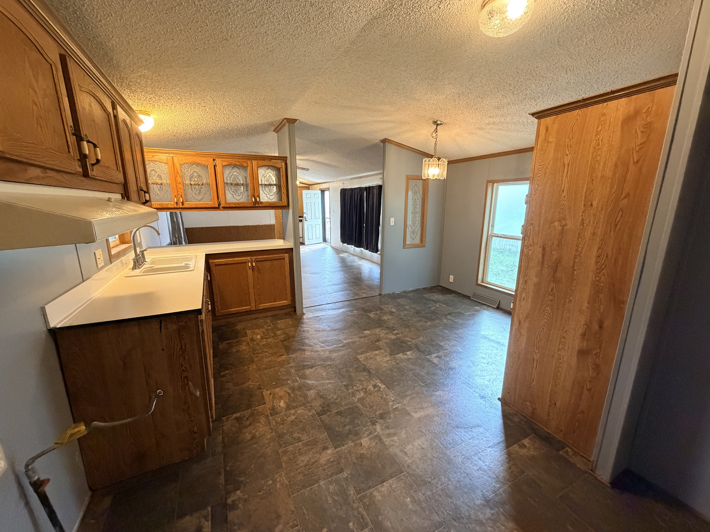 802 Colorado Street 70 Property Photo 5