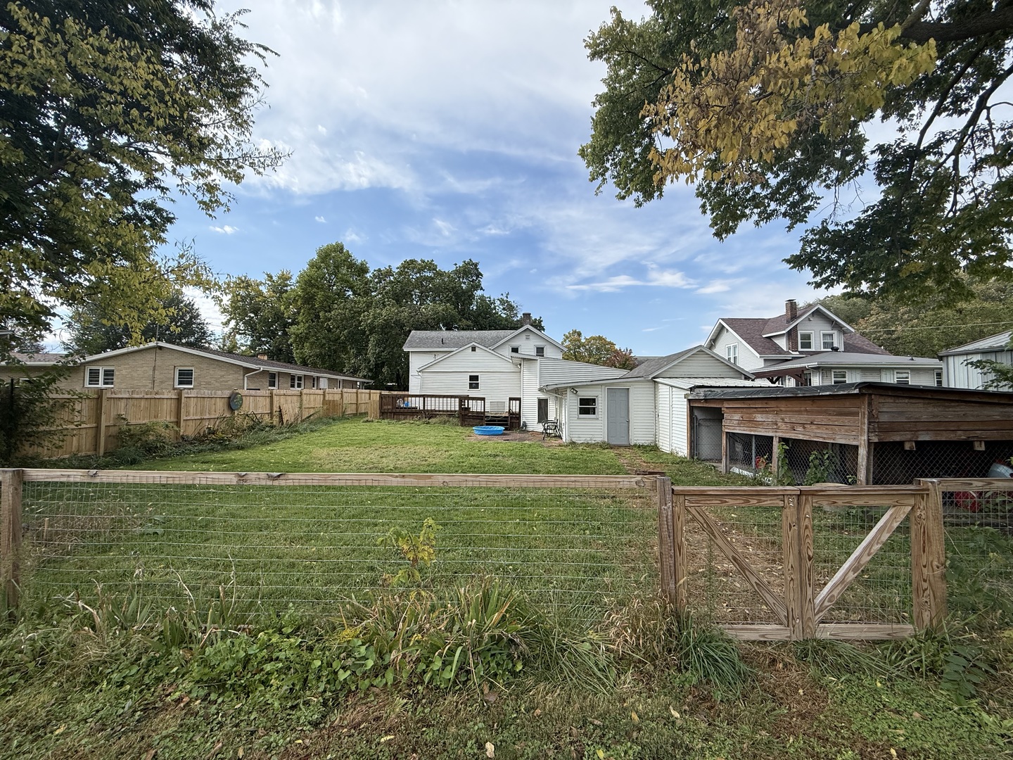 124 S Elm Street Property Photo 3