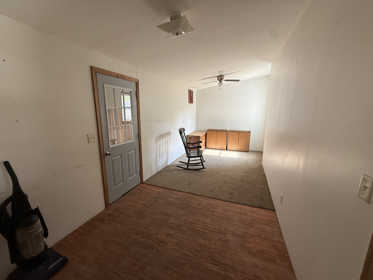 124 S Elm Street Property Photo 11
