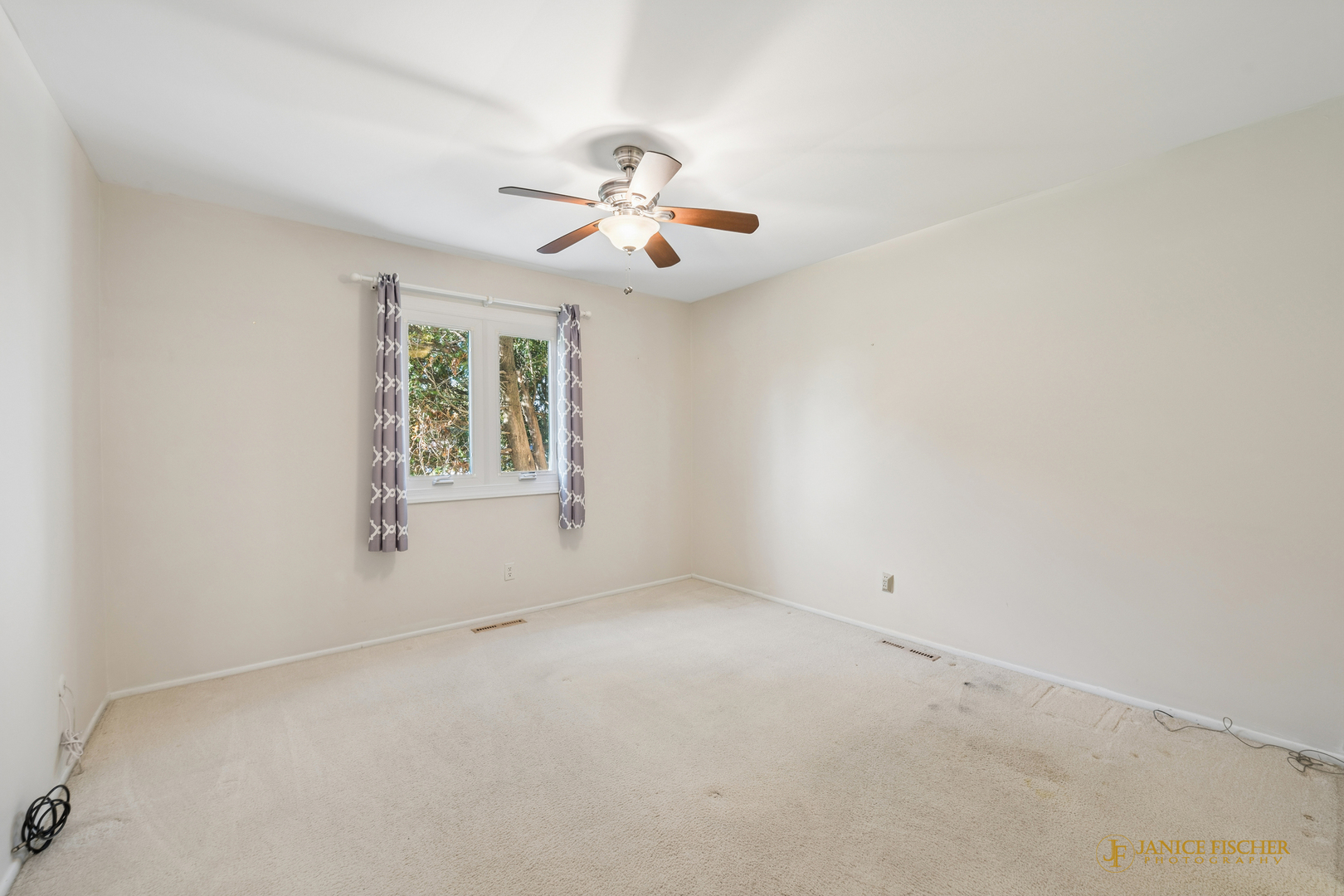 819 Wiltshire Drive 3 Property Photo 6