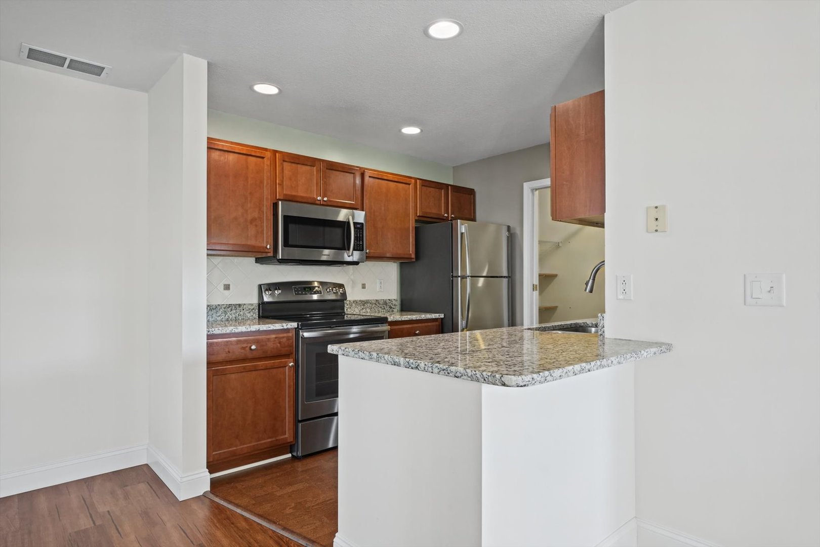 2402 Windward Boulevard 205 Property Photo 16