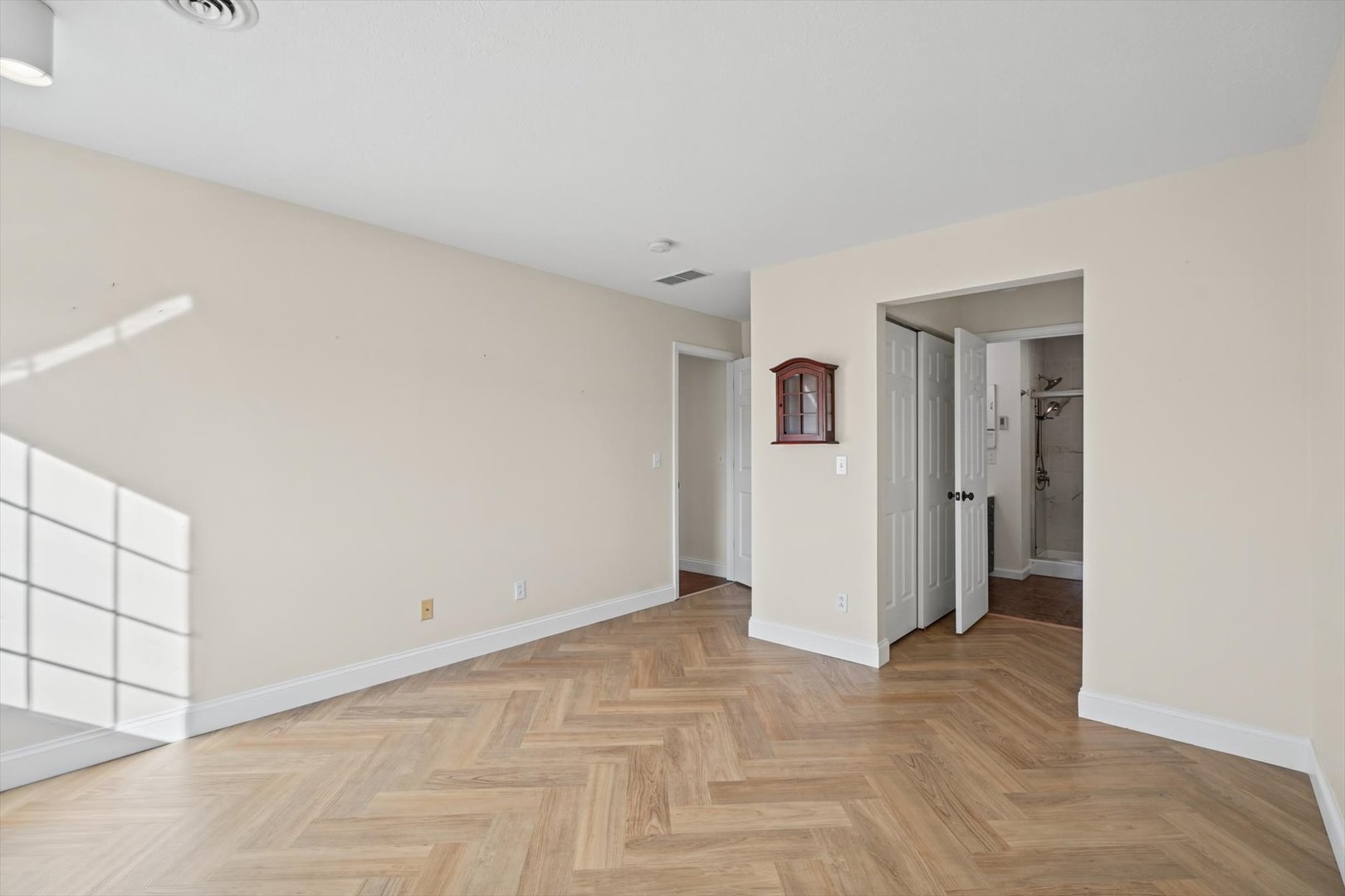 2402 Windward Boulevard 205 Property Photo 21