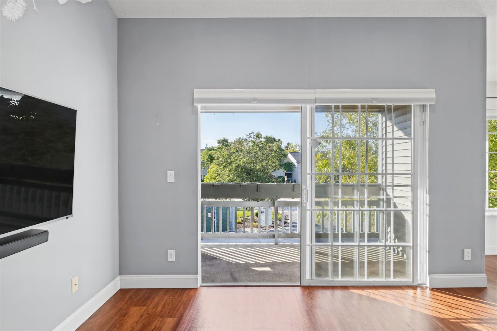 2402 Windward Boulevard 205 Property Photo 24
