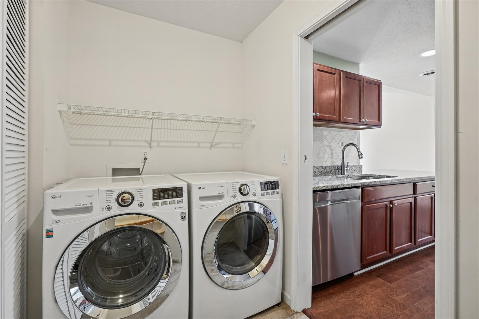 2402 Windward Boulevard 205 Property Photo 27