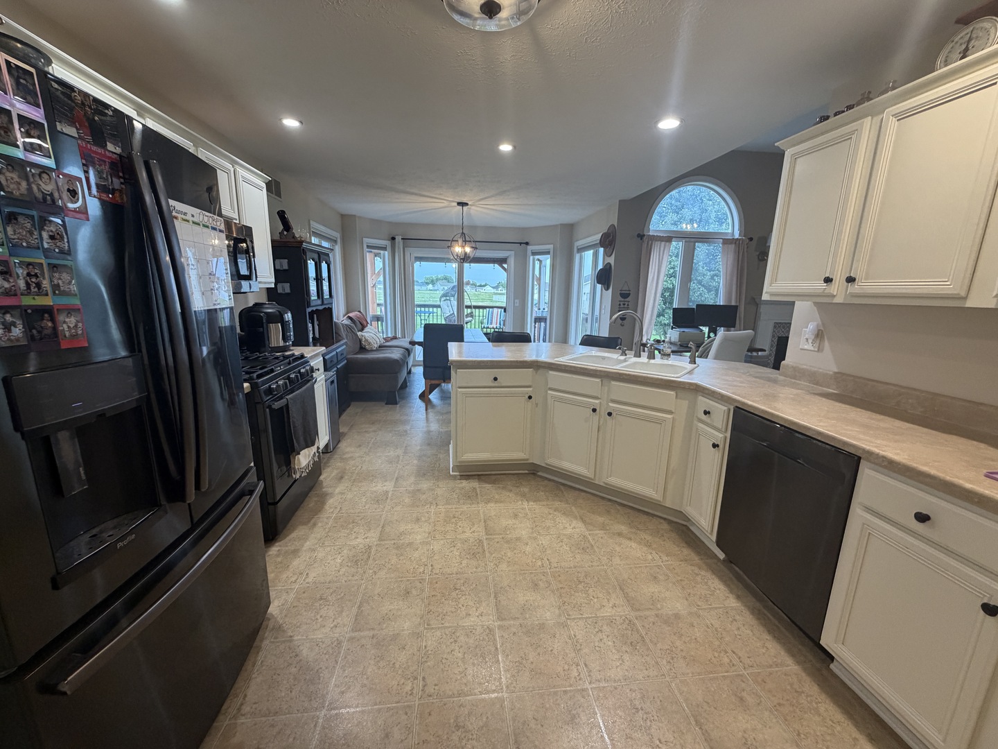 383 Red Fox Drive Property Photo 2
