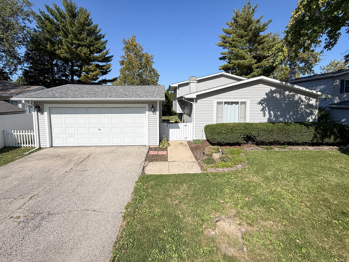 2318 Aspen Drive Property Photo 1