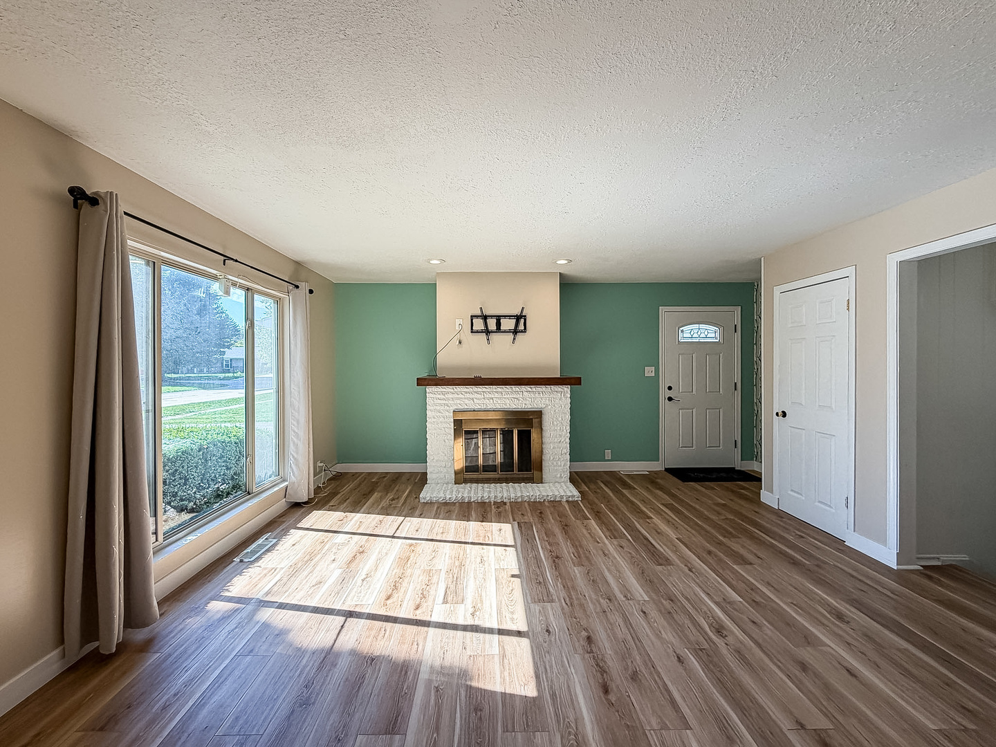 2318 Aspen Drive Property Photo 6