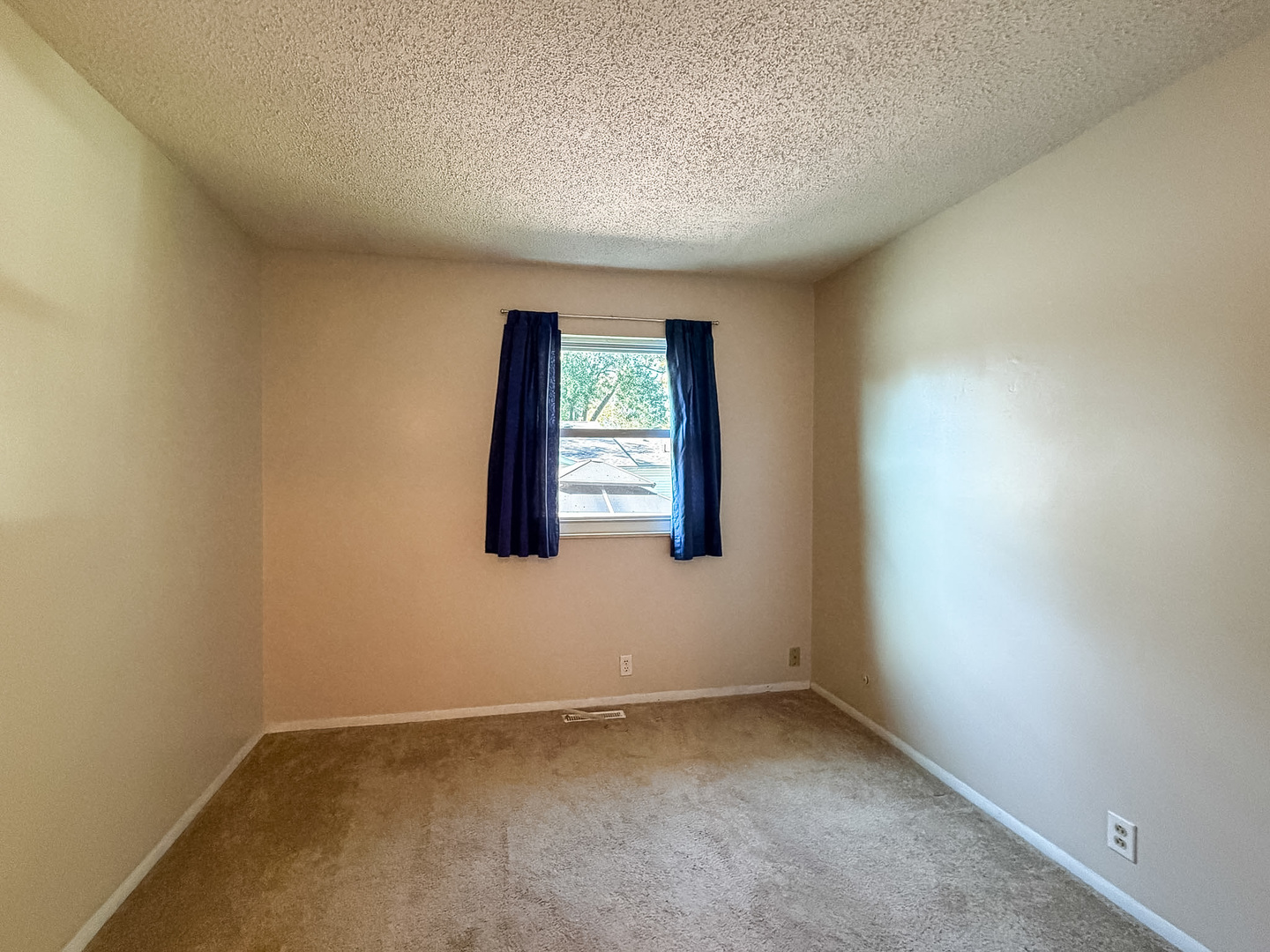 2318 Aspen Drive Property Photo 24