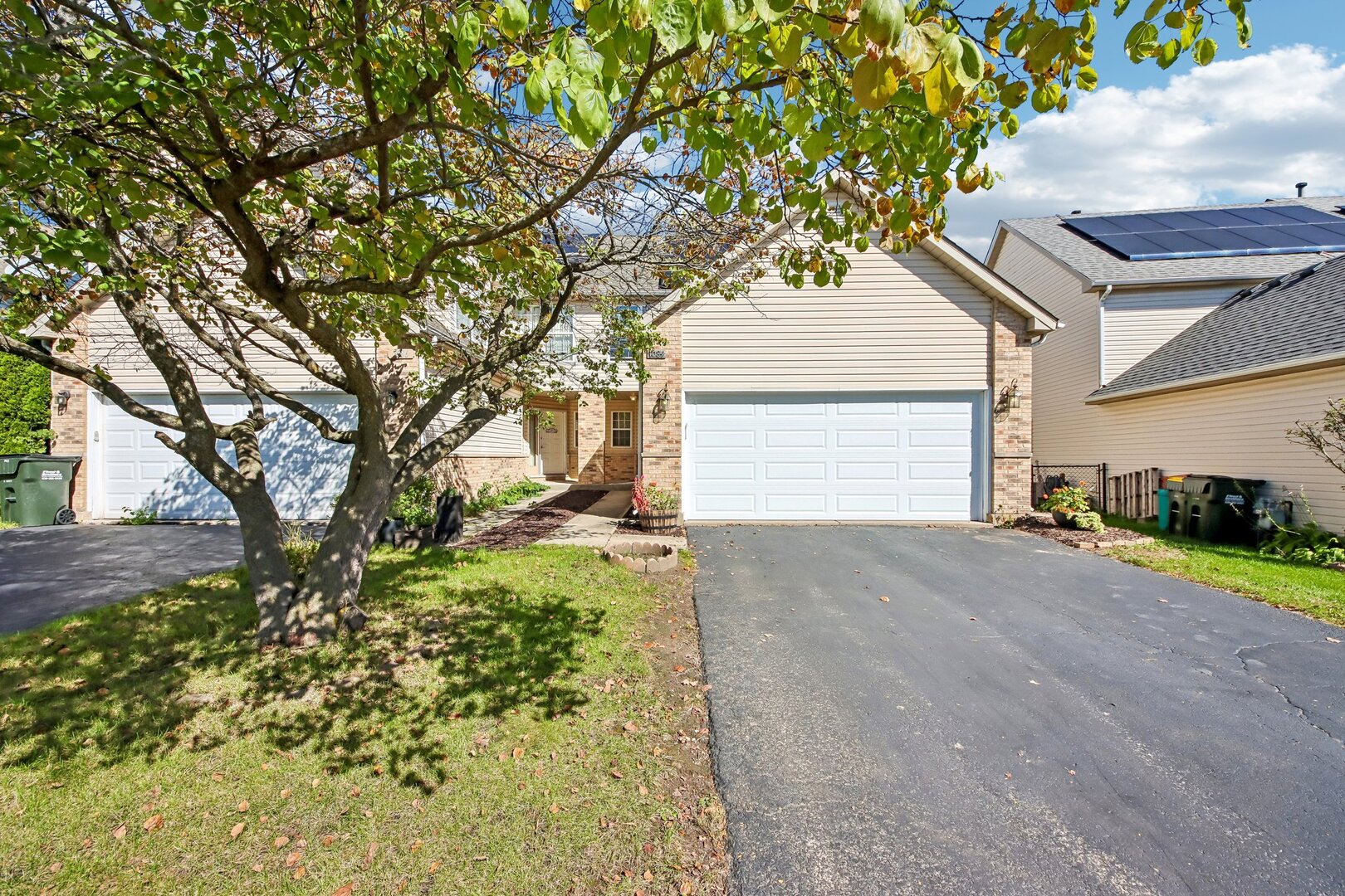 1084 Viewpoint Drive Property Photo 1