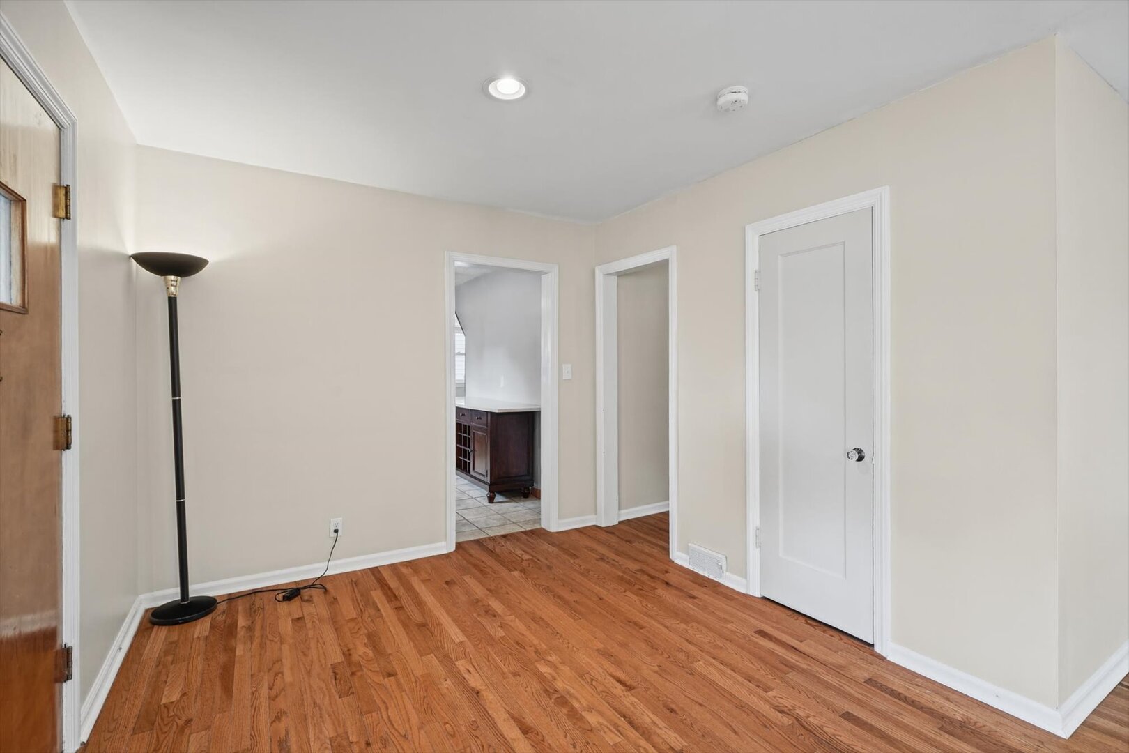 311 S Linden Avenue Property Photo 11