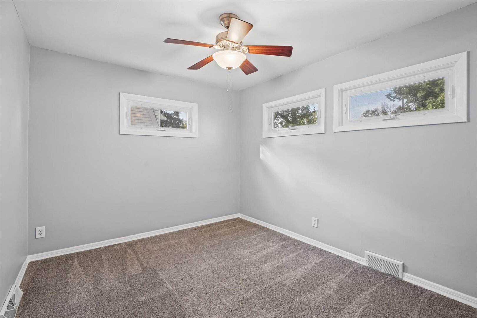 311 S Linden Avenue Property Photo 27