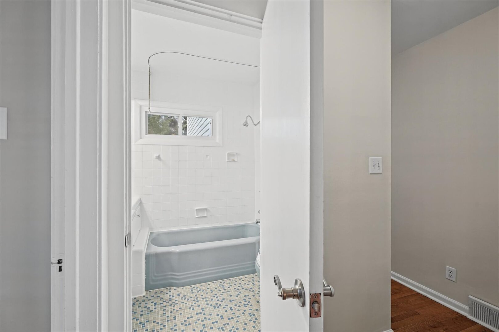 311 S Linden Avenue Property Photo 29
