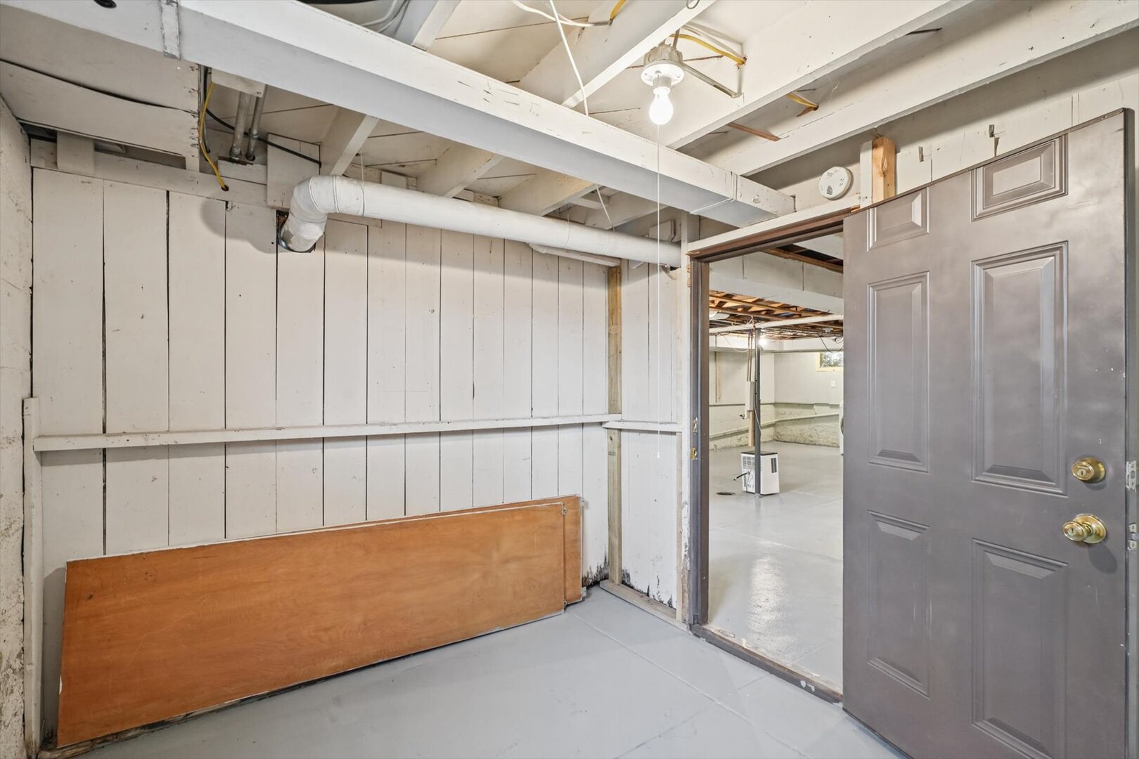 311 S Linden Avenue Property Photo 46