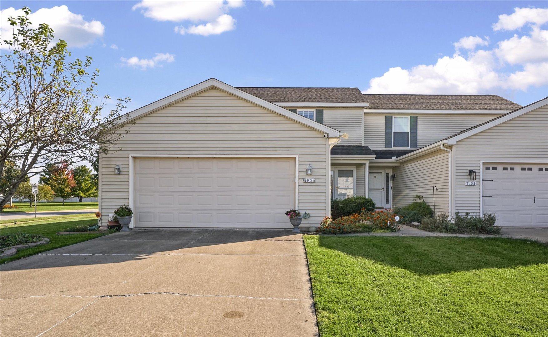 3901 Balmoral Drive Property Photo 1