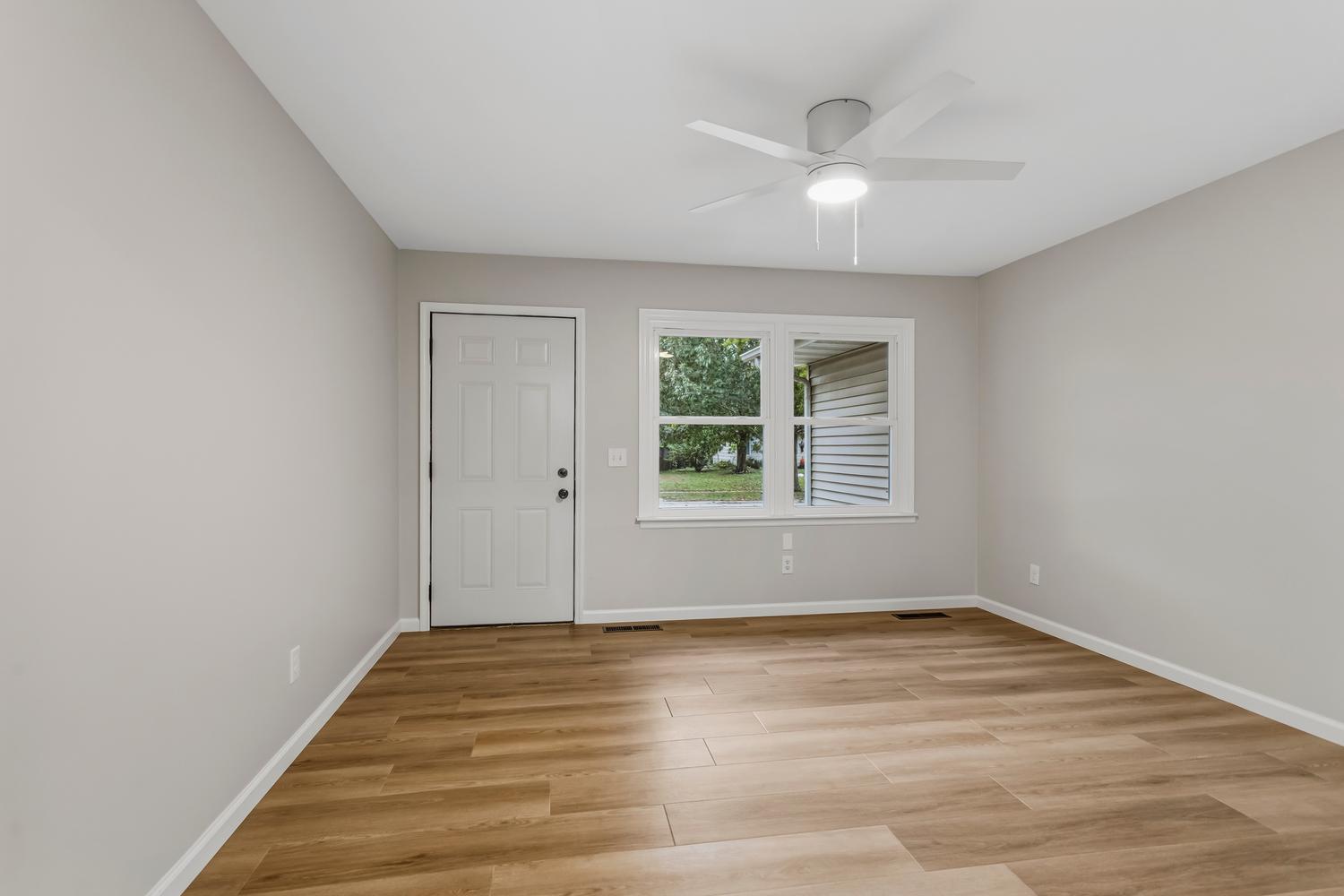 1812 Stratford Drive Property Photo 10