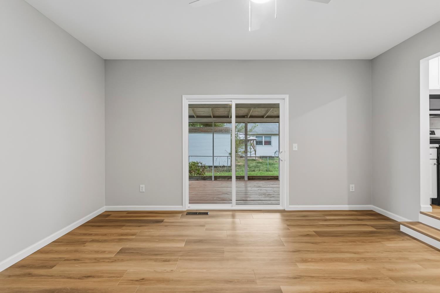 1812 Stratford Drive Property Photo 15
