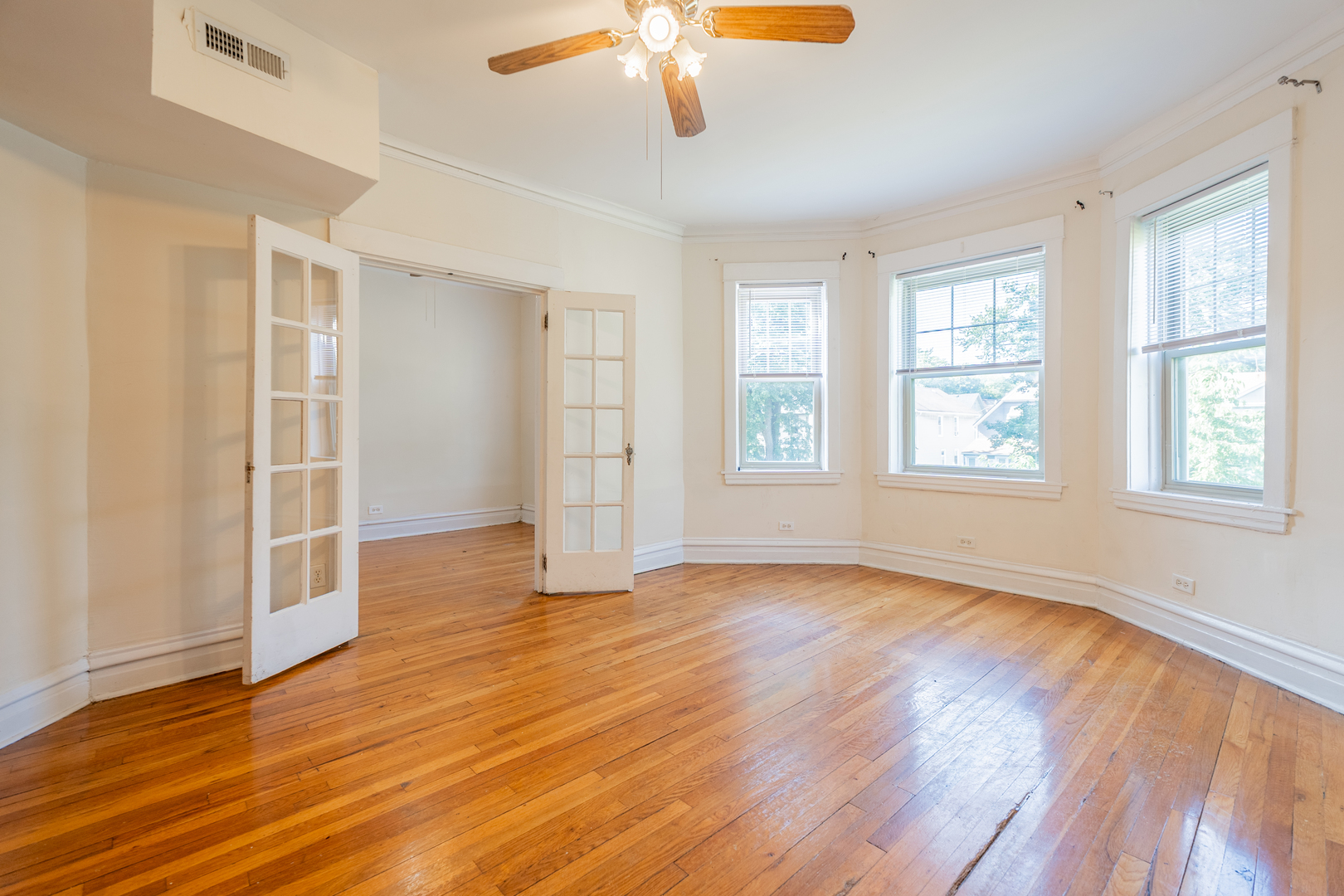 1841 W Touhy Avenue 2 Property Photo 6