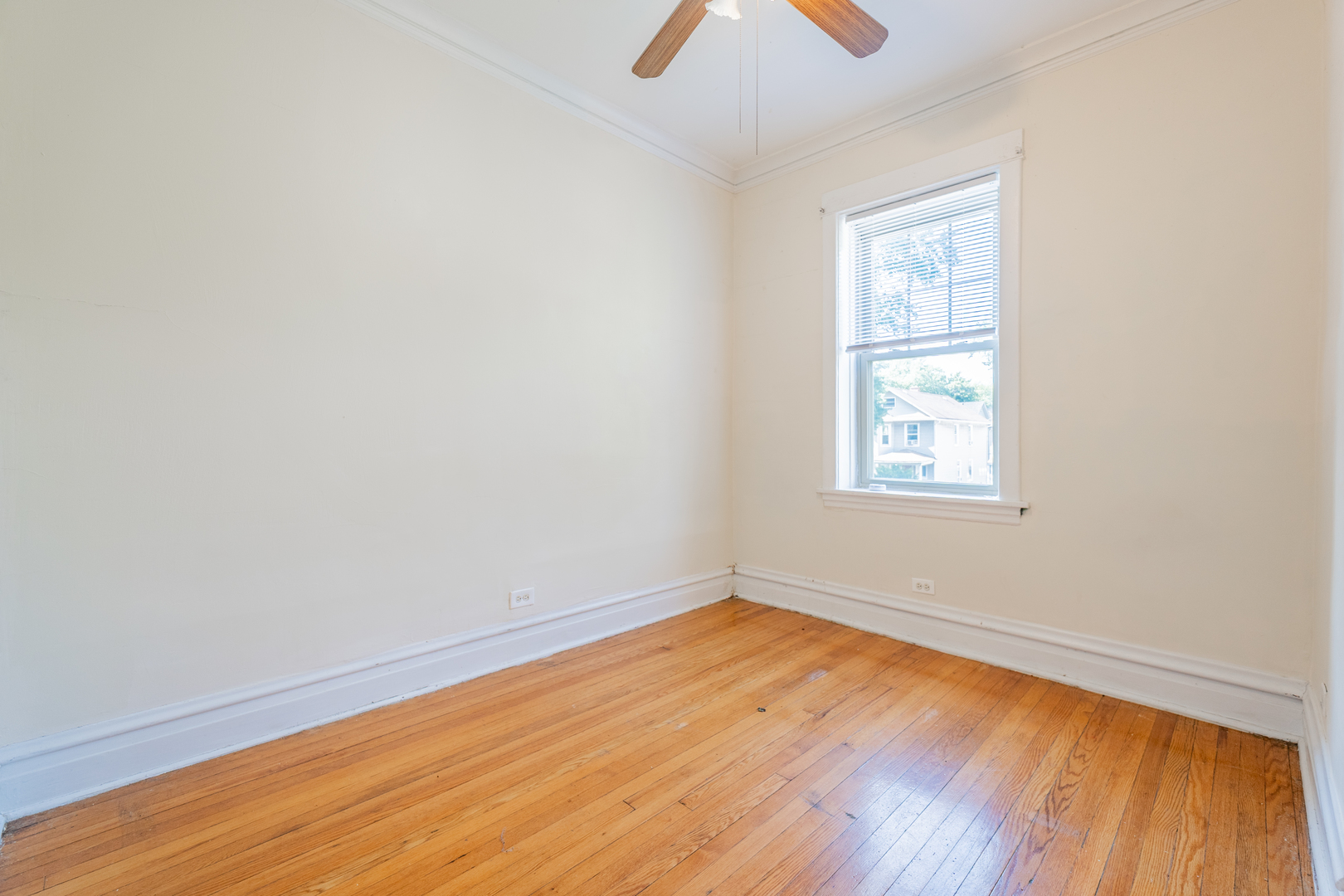 1841 W Touhy Avenue 2 Property Photo 8