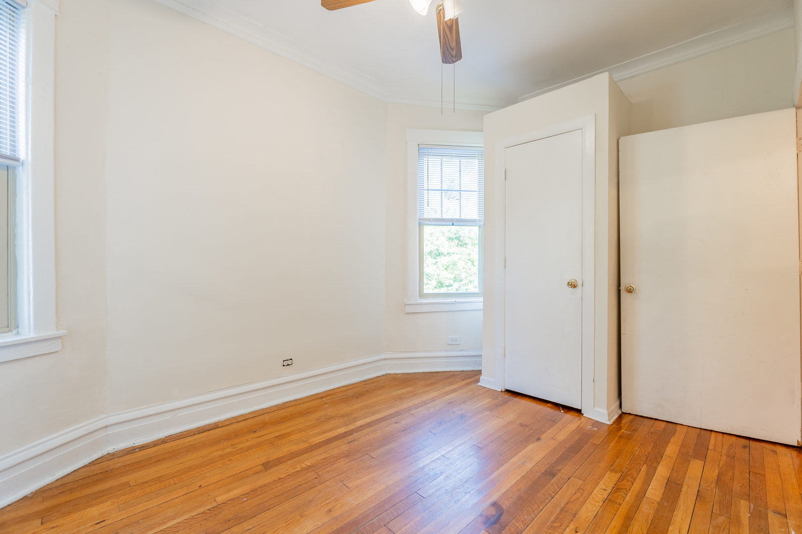 1841 W Touhy Avenue 2 Property Photo 18