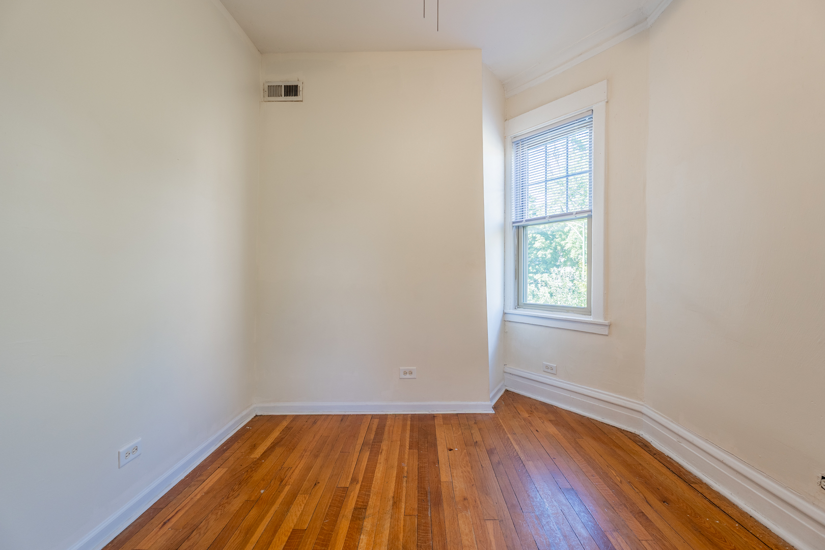 1841 W Touhy Avenue 2 Property Photo 19