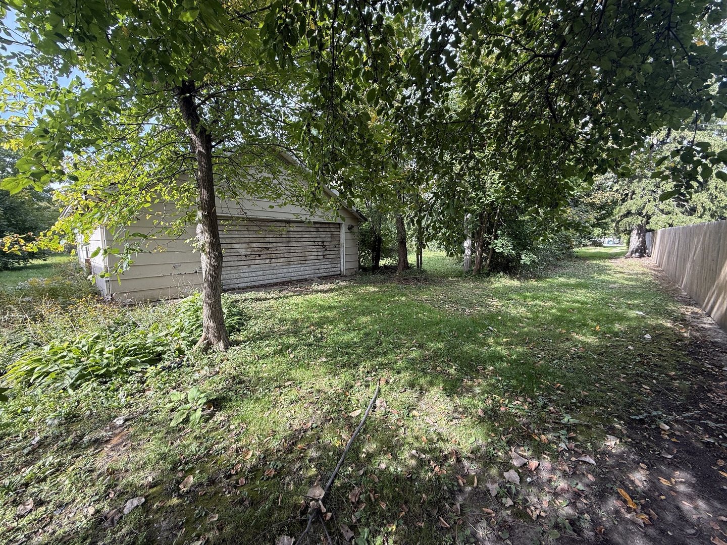 826 Smith Avenue Property Photo 8