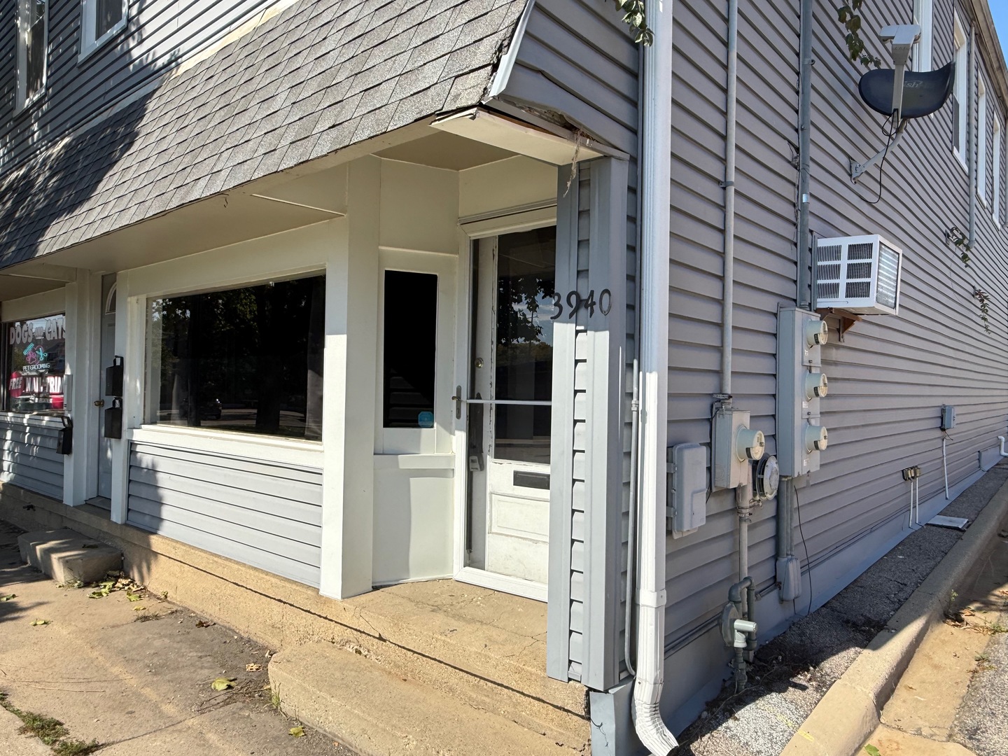 3940 Main Street Property Photo 2