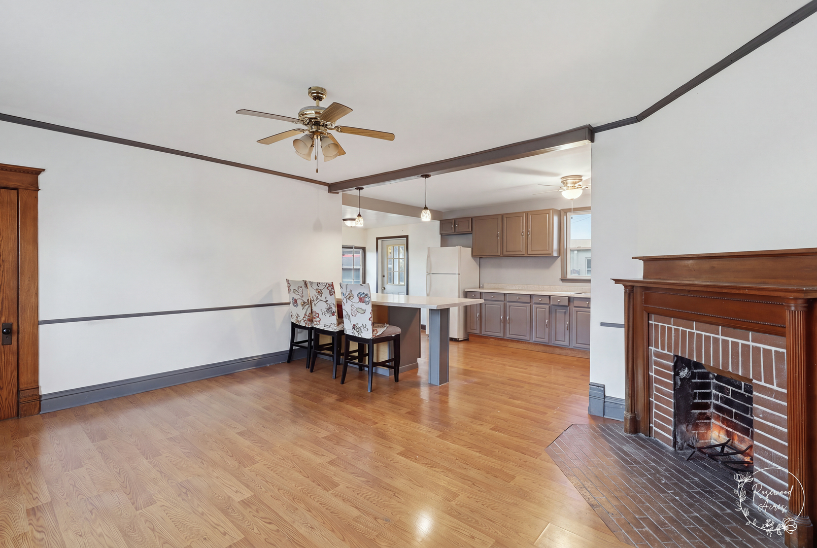 19 N Green Street Property Photo 6