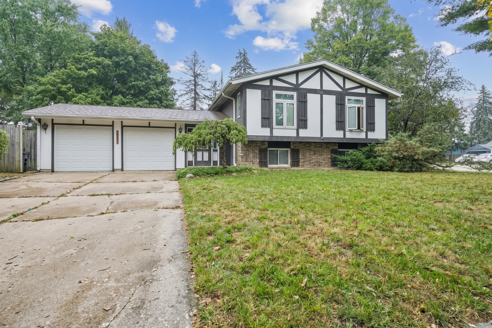 1013 Cardiff Drive Property Photo 1