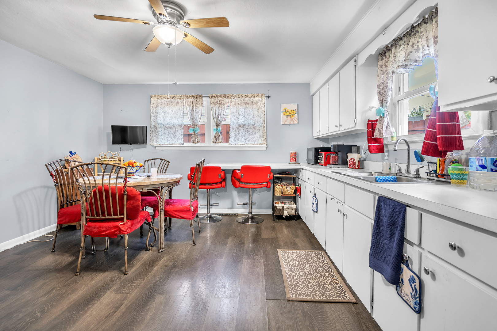 317 Dorsetshire Drive Property Photo 4