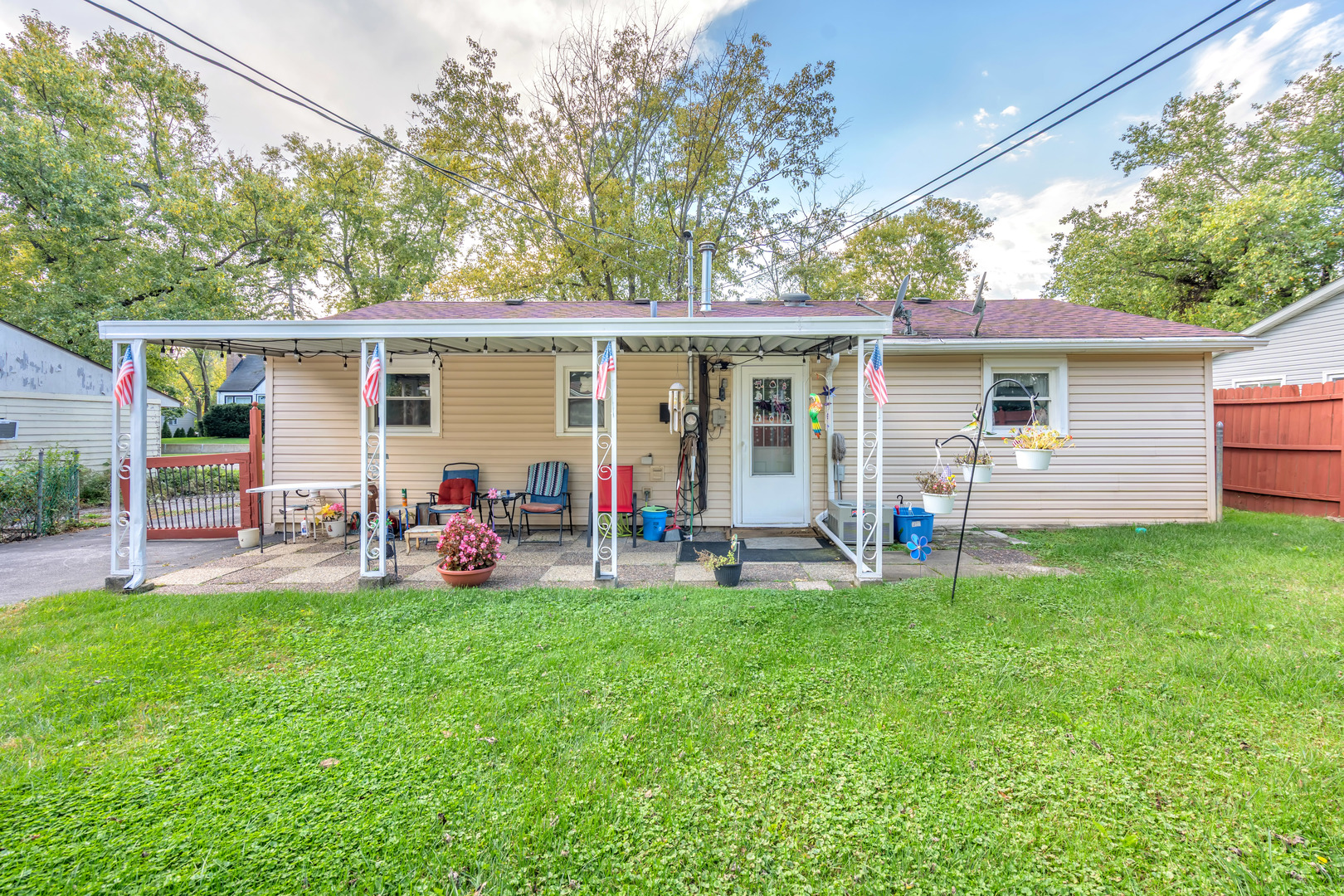 317 Dorsetshire Drive Property Photo 15