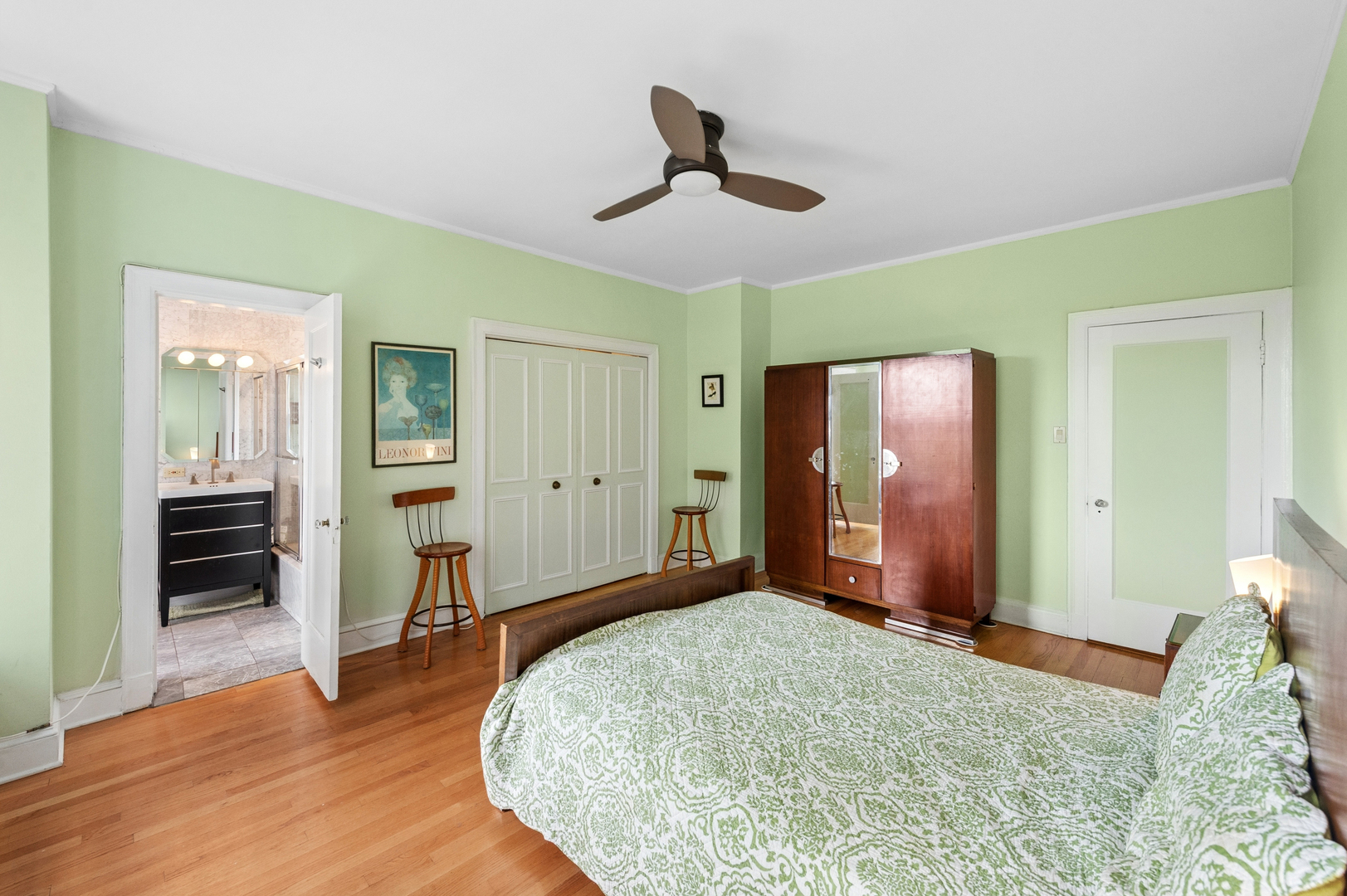 3530 N Lake Shore Drive 4a Property Photo 16