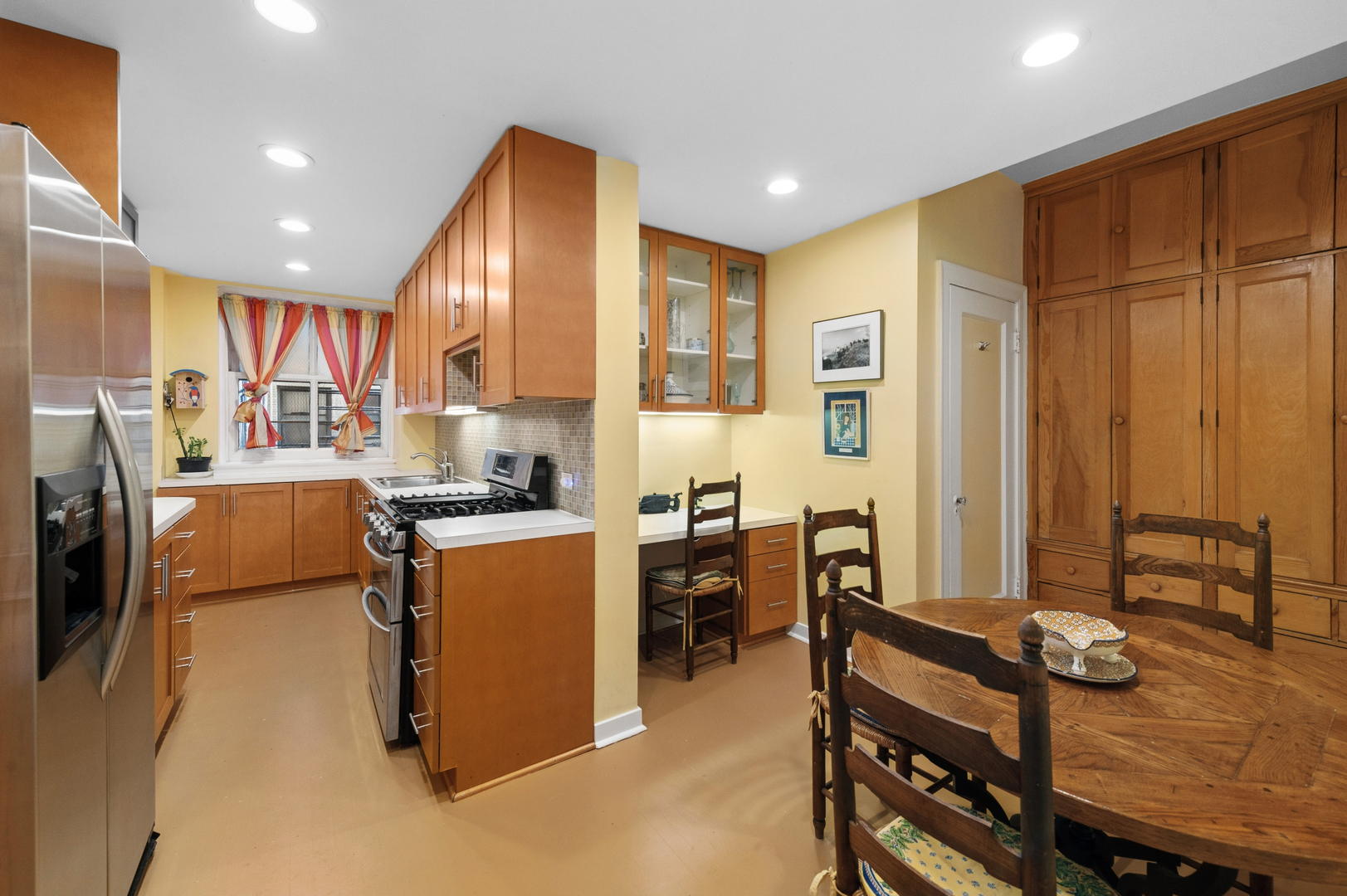 3530 N Lake Shore Drive 4a Property Photo 30