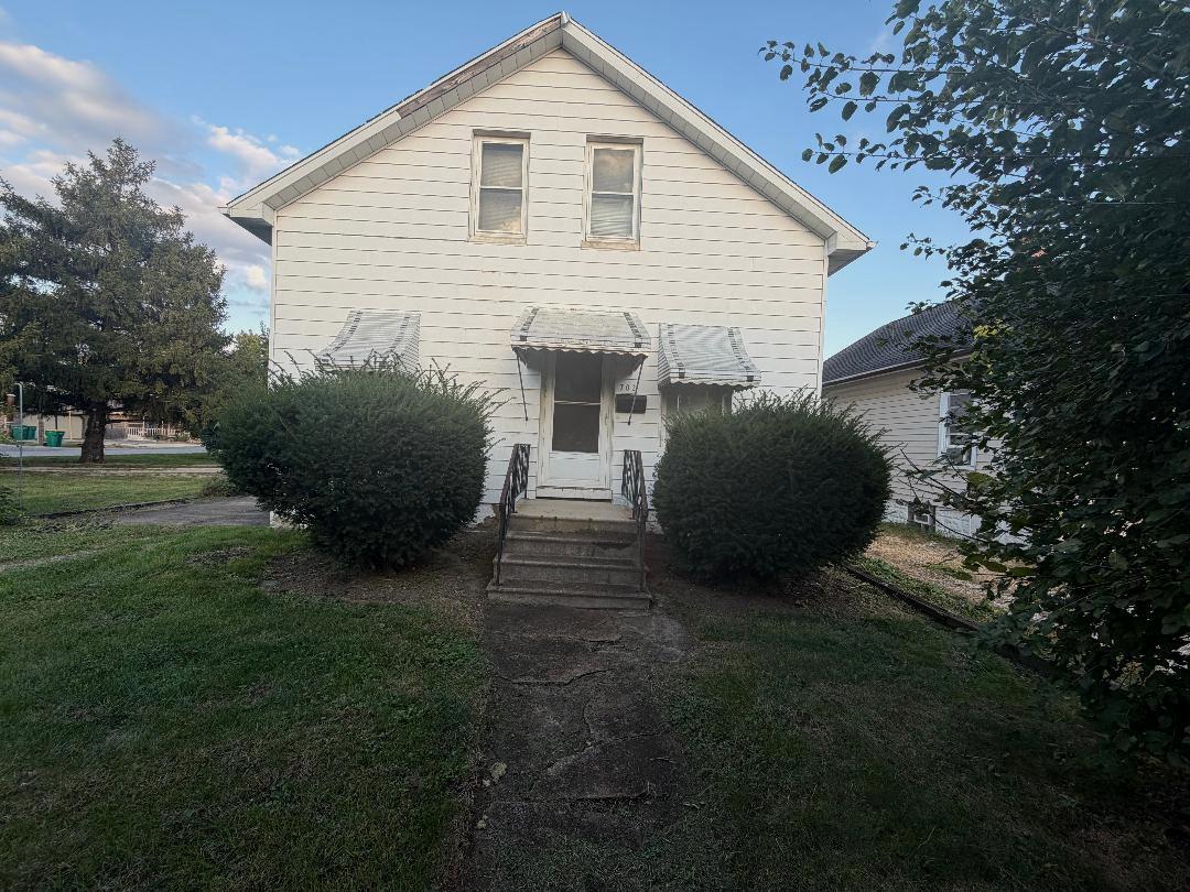 702 Davis Avenue Property Photo 1