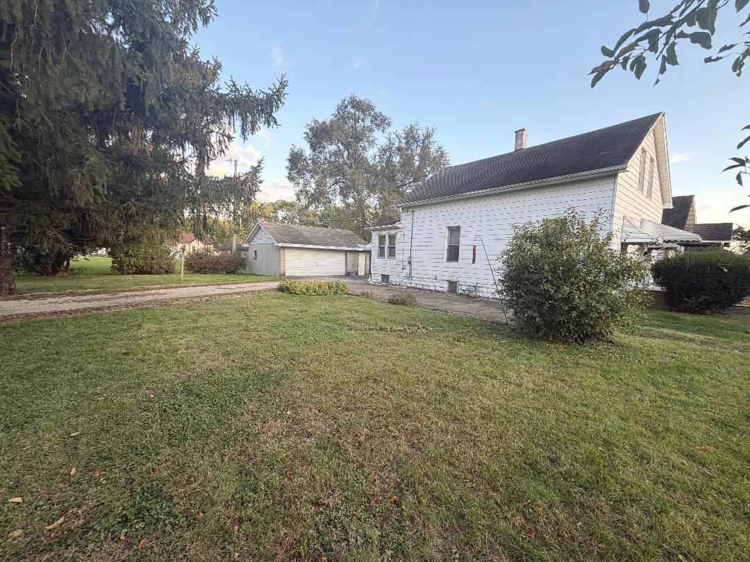 702 Davis Avenue Property Photo 2