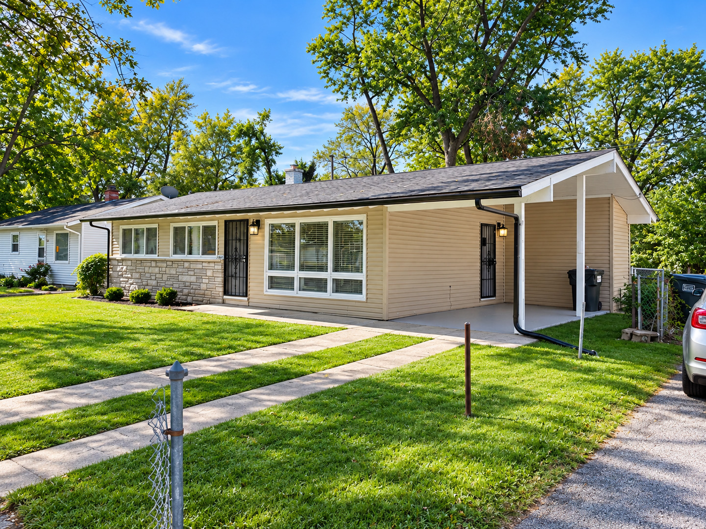 15408 Birch Road Property Photo 2