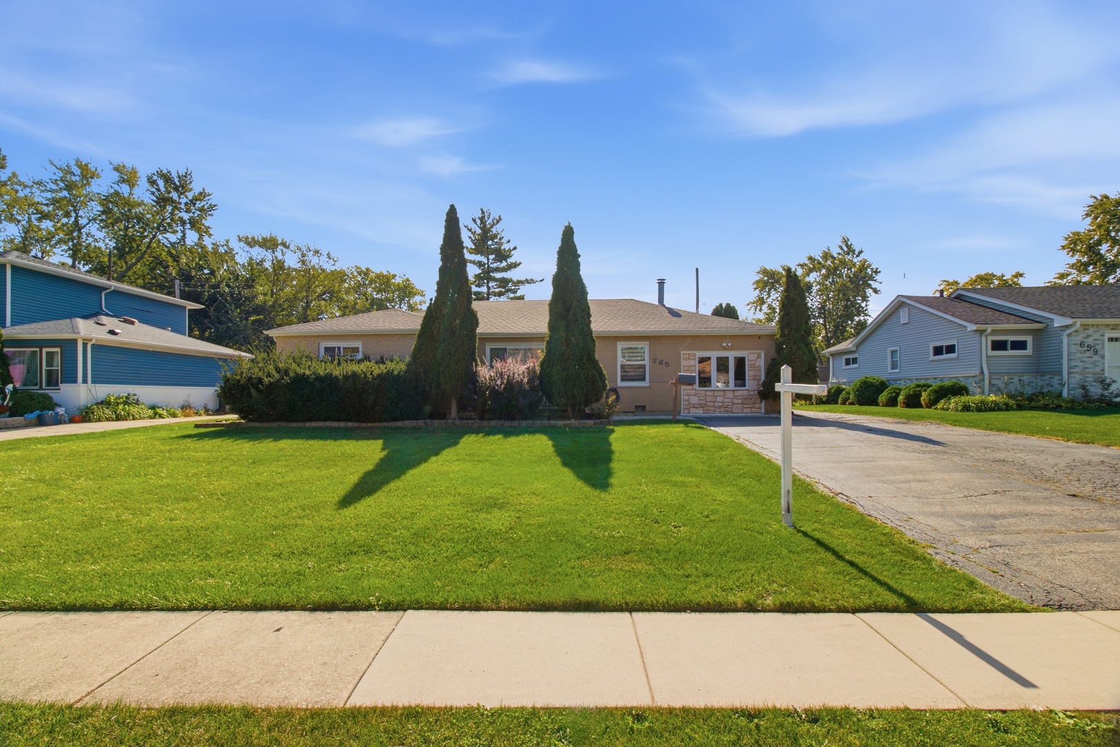 665 Illinois Boulevard Property Photo 2