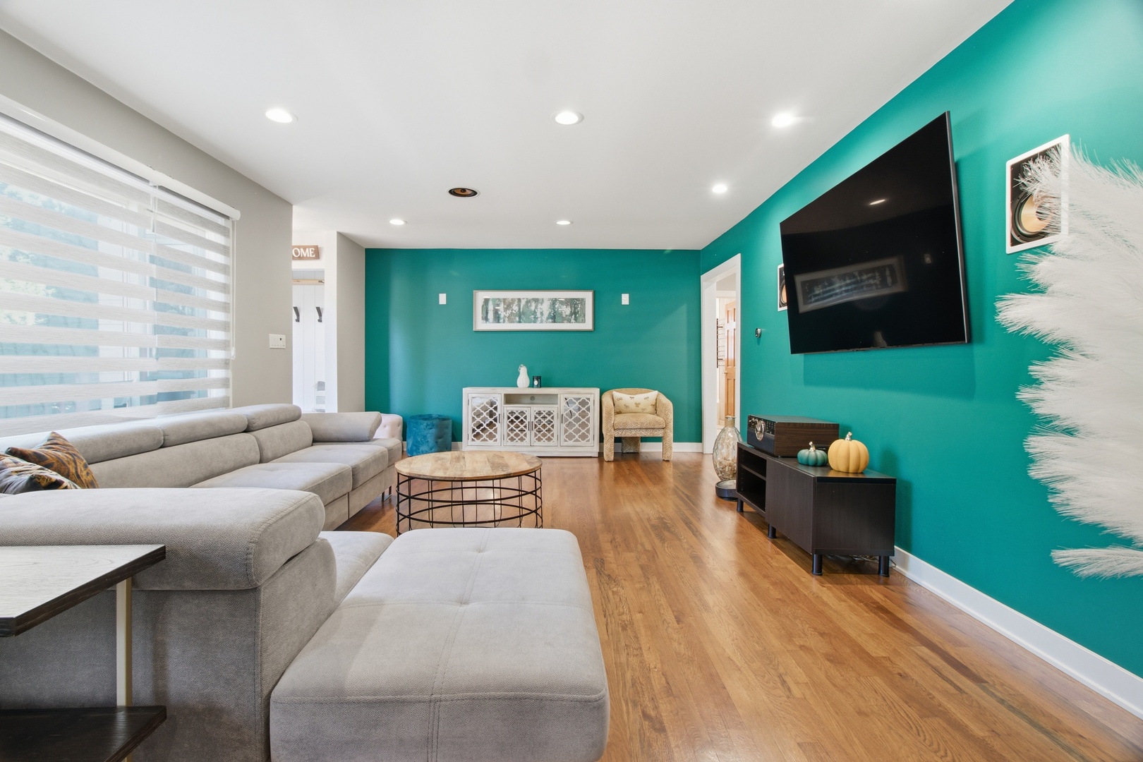 665 Illinois Boulevard Property Photo 8