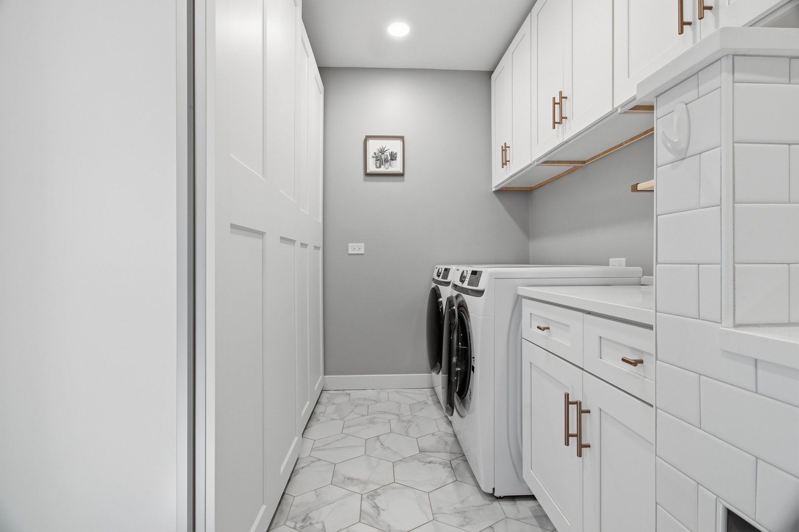 665 Illinois Boulevard Property Photo 21