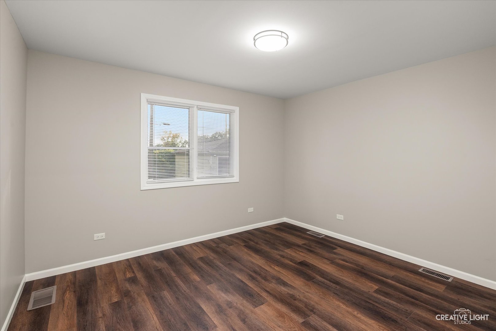 900 Cochrane Avenue Property Photo 11