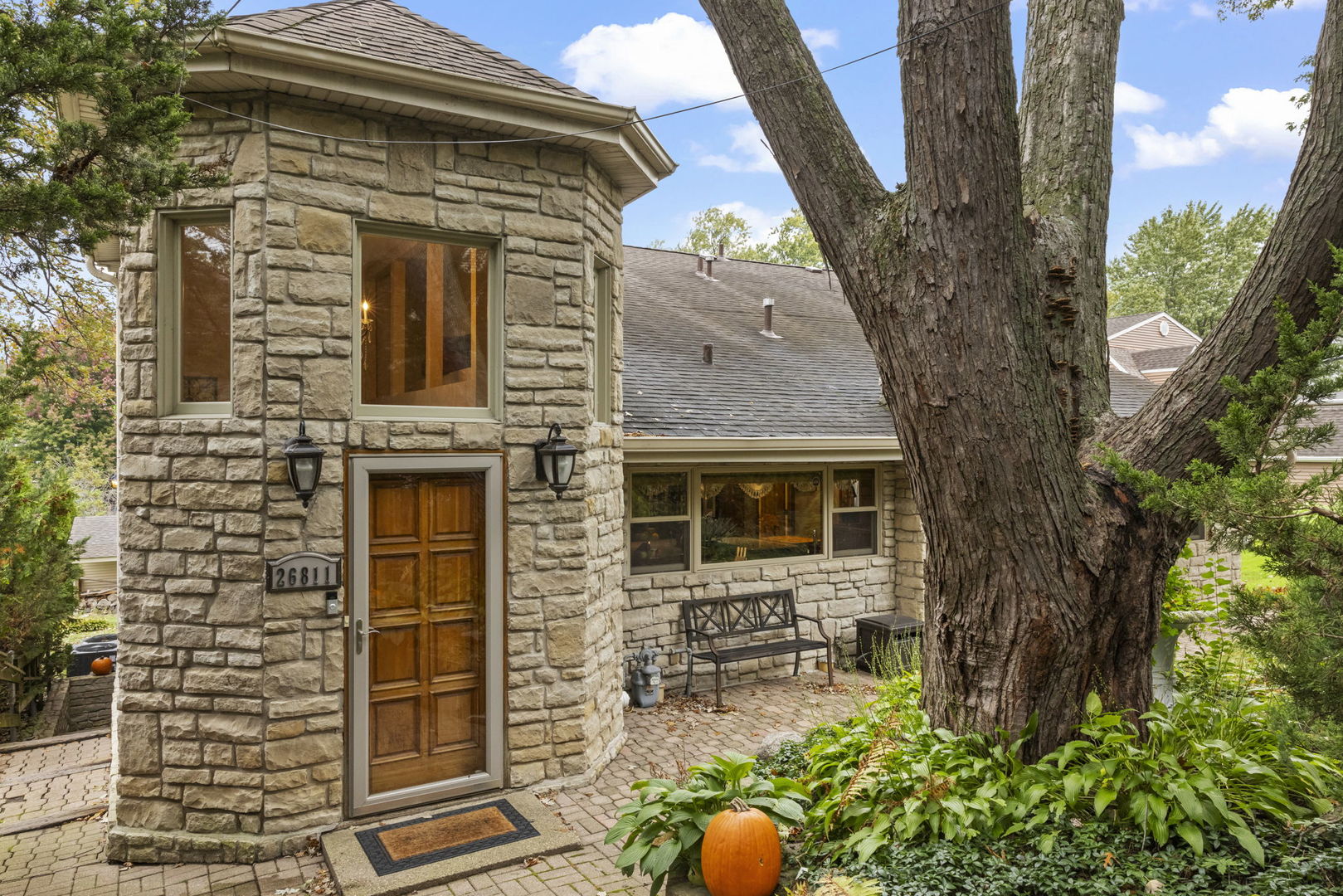 26811 N Oakdale Lane Property Photo 1
