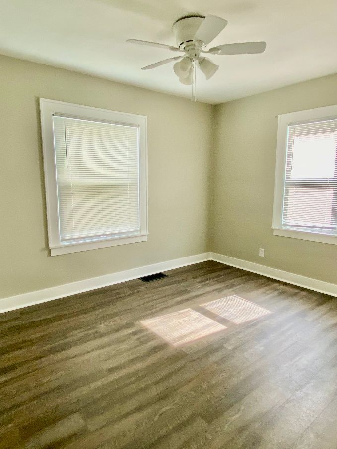 811 S Elm Avenue Property Photo 15