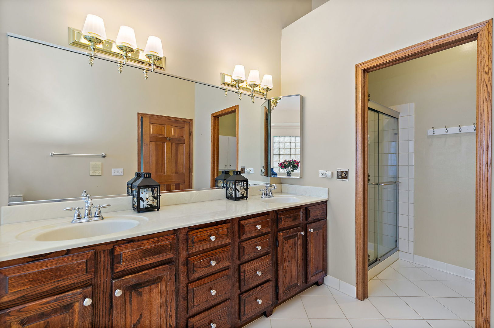 2101 Burnham Court Property Photo 15
