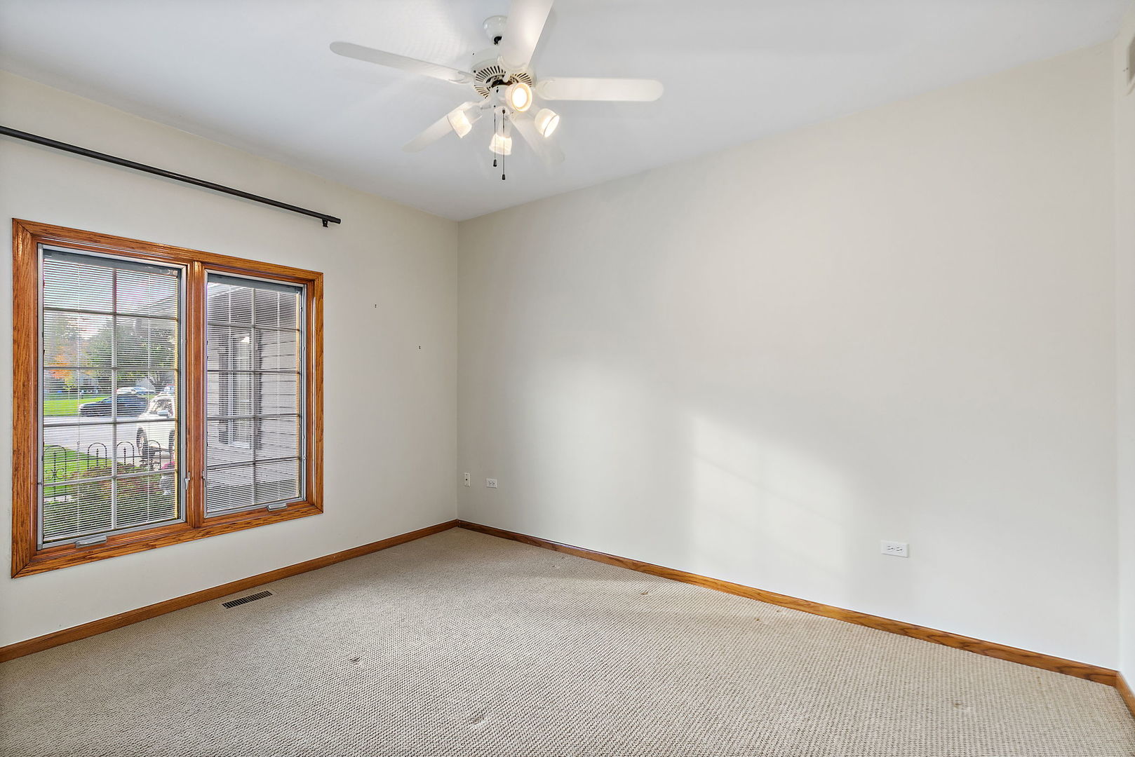 2101 Burnham Court Property Photo 21