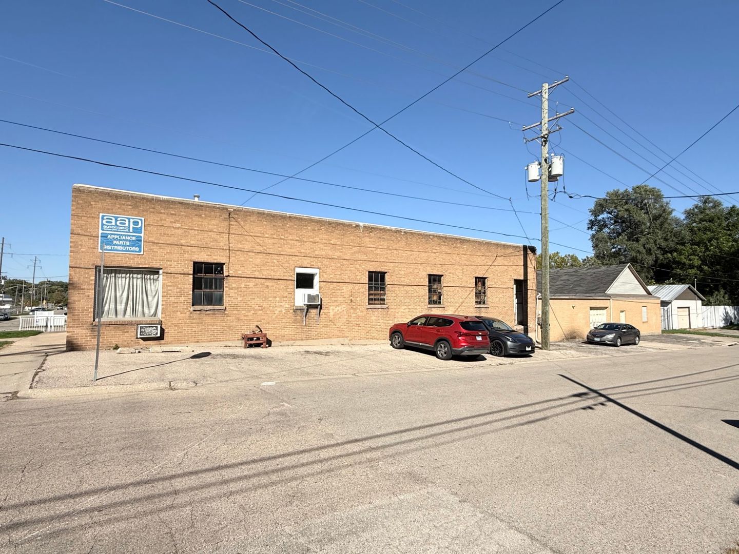 926 22nd Street Property Photo 3