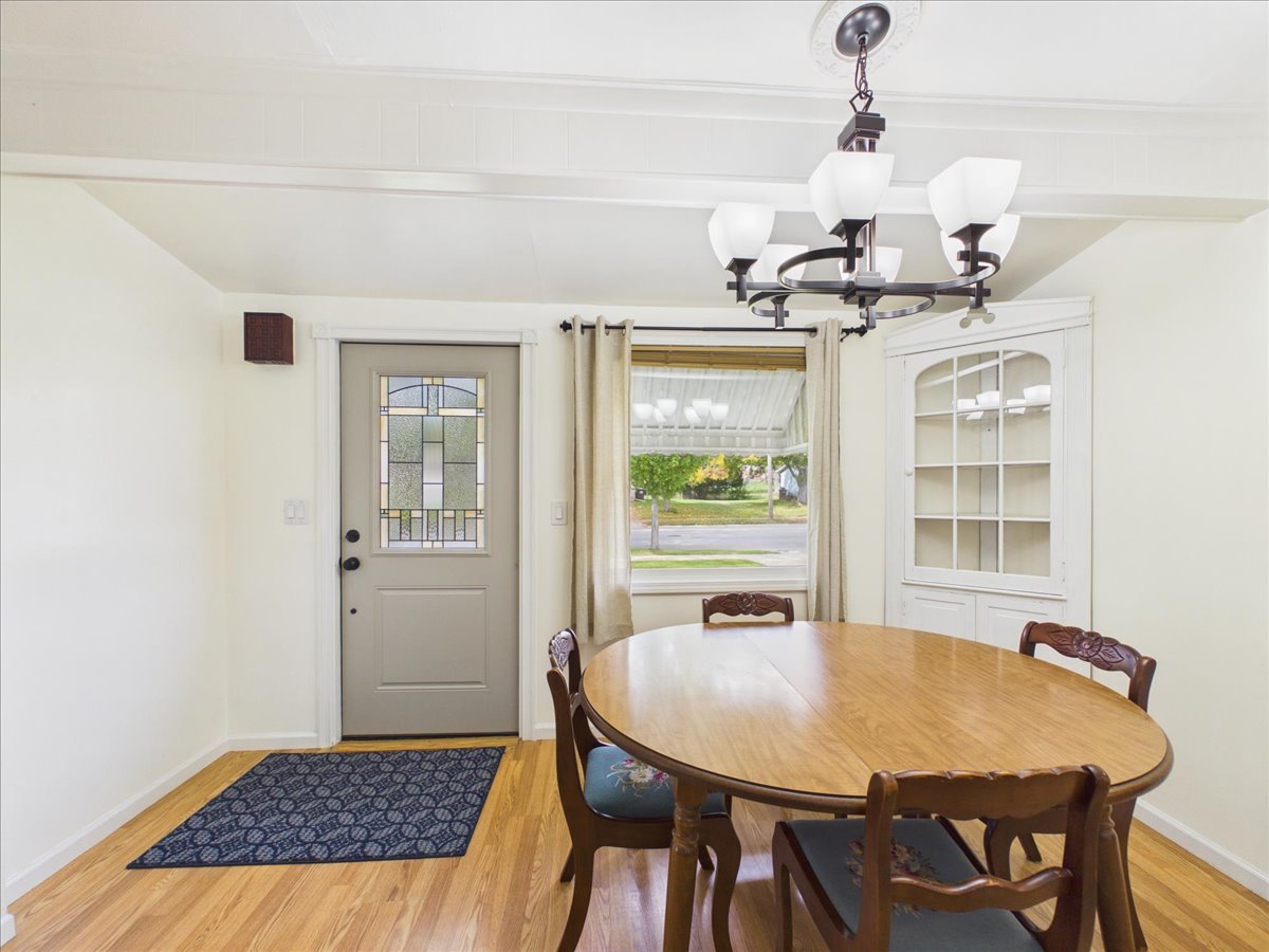3819 Latham Street Property Photo 10