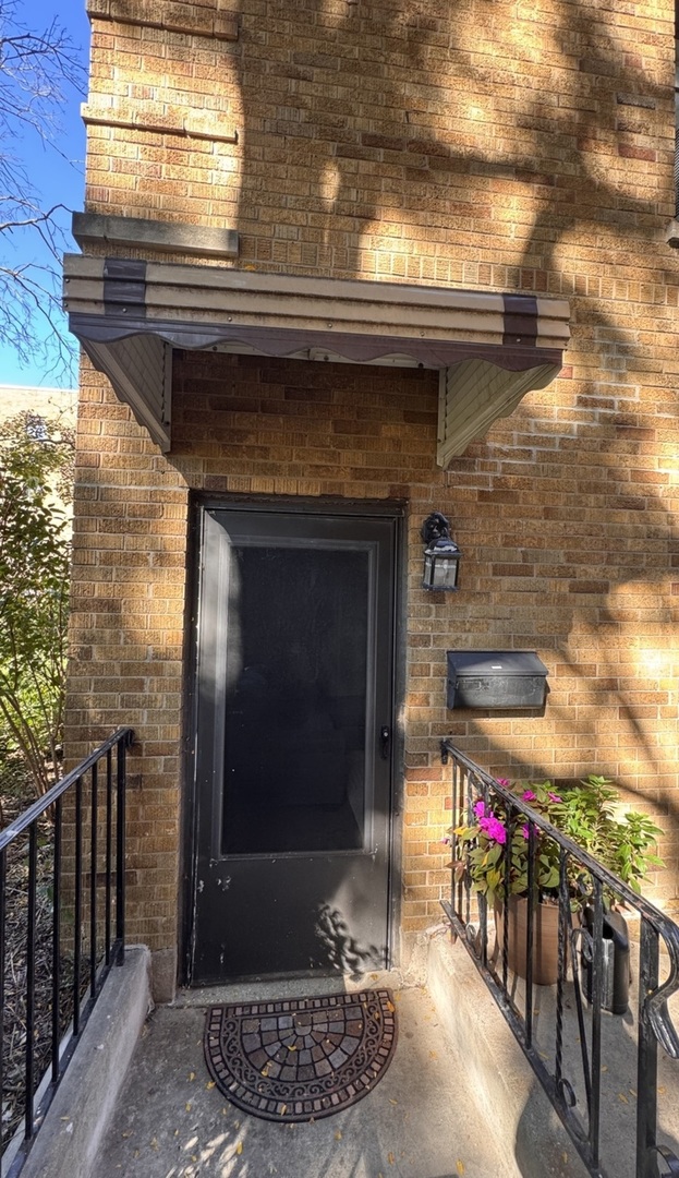1541 1/2 Monroe Avenue B Property Photo 1
