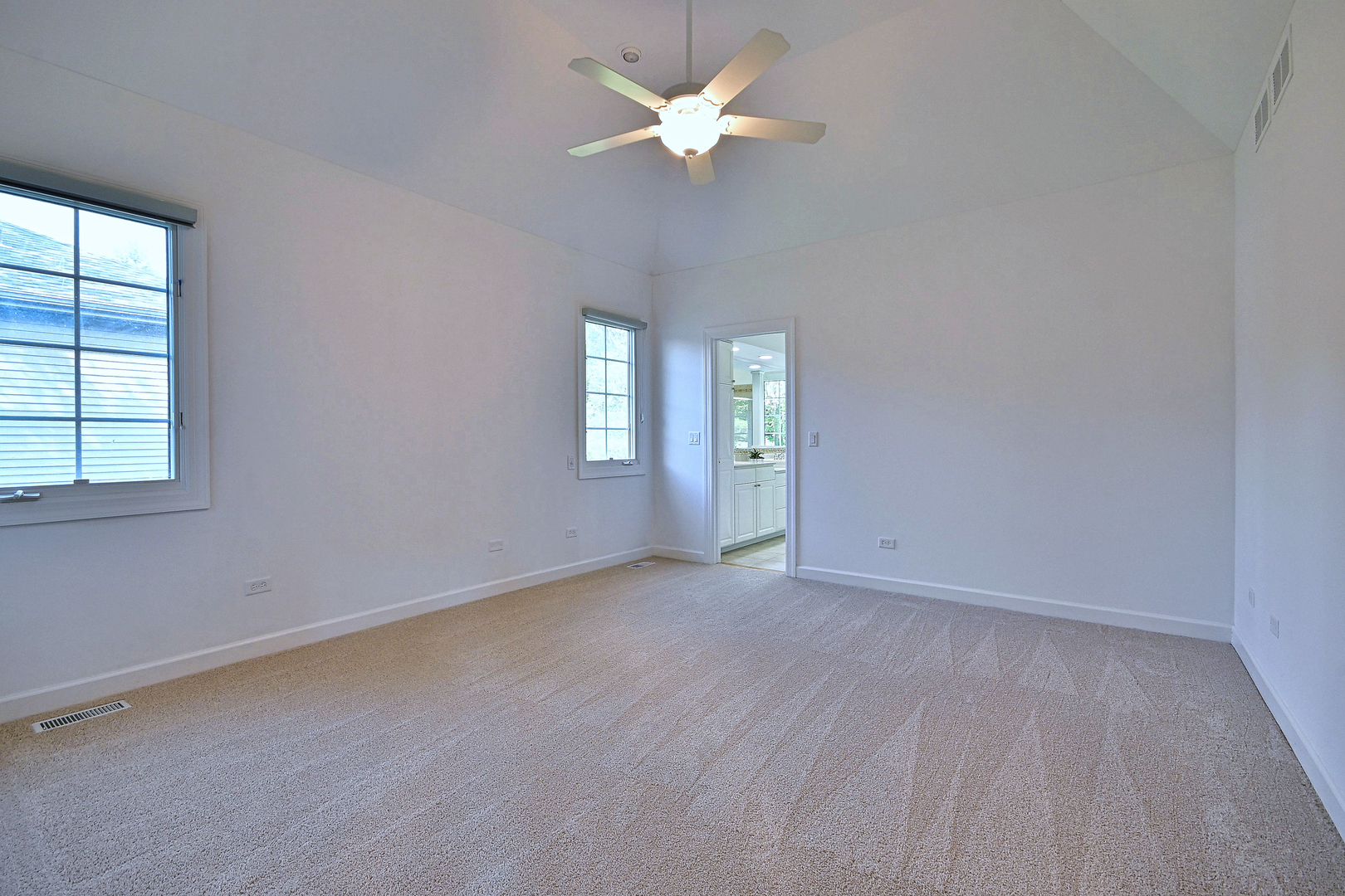 13635 Sharp Drive Property Photo 11