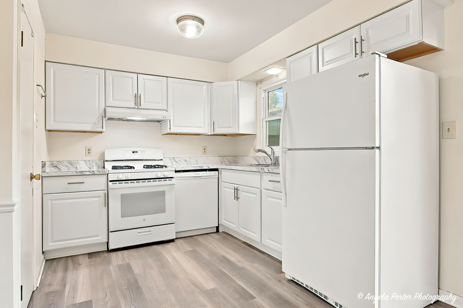 1815 Beach Road Property Photo 6