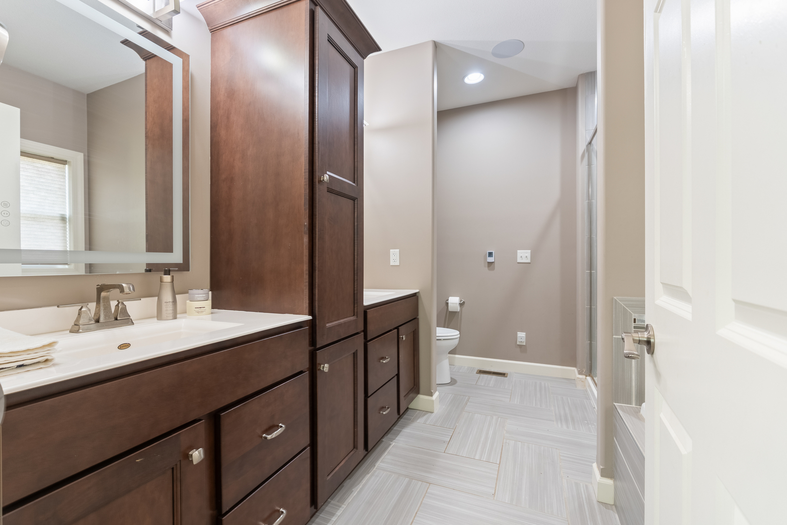 37 River Property Photo 26
