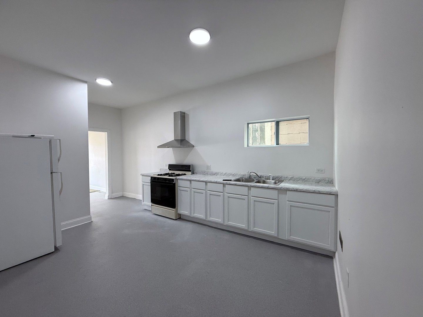 102 N Ohio Street Property Photo 13